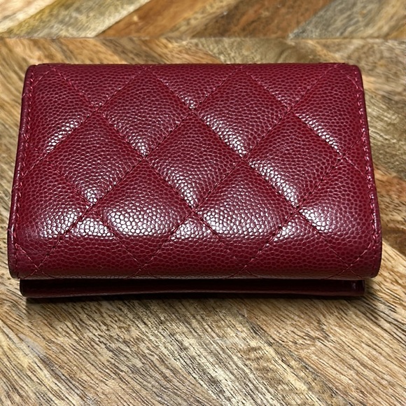 Chanel Trifold Compact Wallet Dual Side - Deep Red - Picture 2 of 16